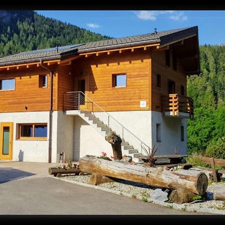 Restaurant Les Verines Chamoson Exterior photo